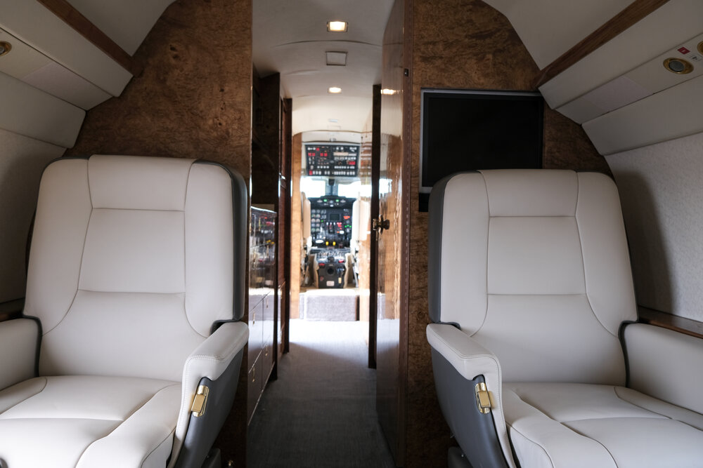 Gulfstream G III Int5 - Velox Air Charter
