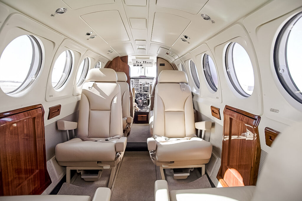N764CA - King Air 200 Interior